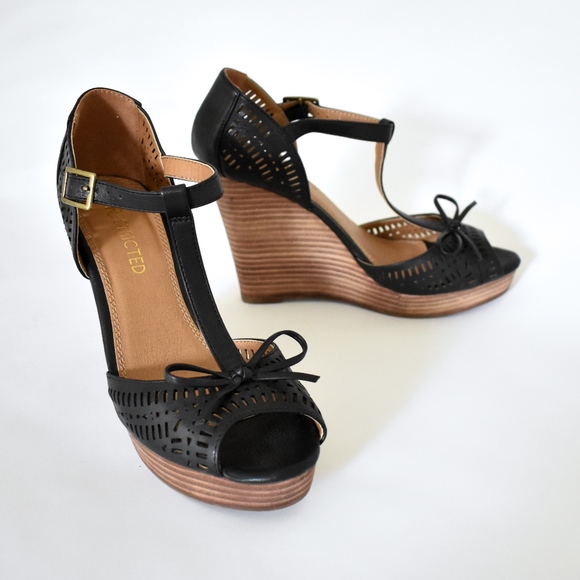 Restricted Shoes - black wood heel wedges